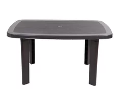 O masa si 4 scaune pentru gradina